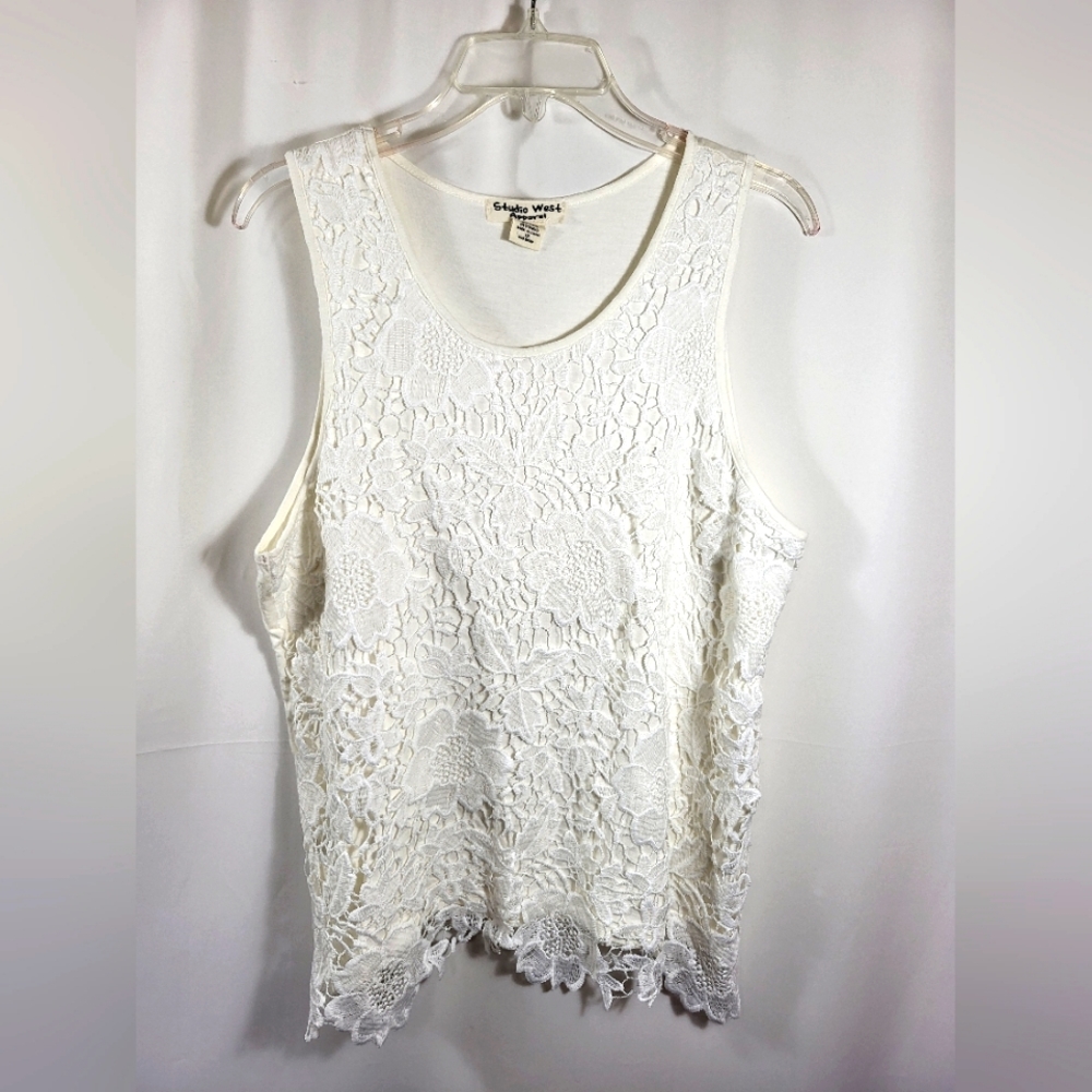 Studio West Apparel off white tank with lace overlay   women's 1X  #1574